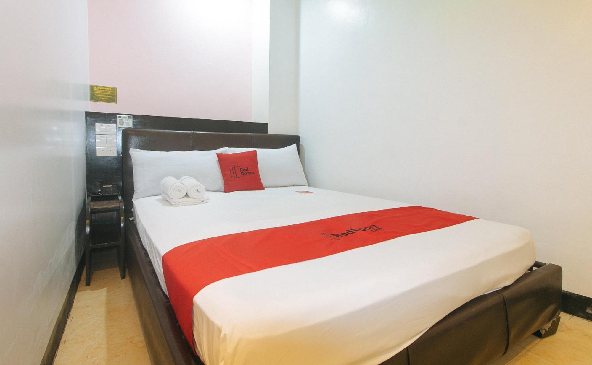 Reddoorz At Ranchotel Alabang 文珍俞巴市 外观 照片